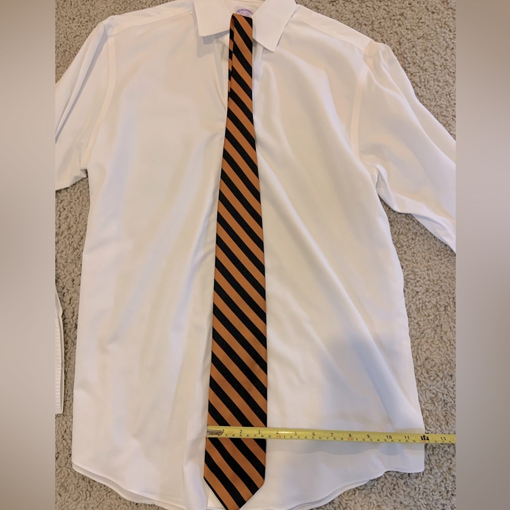 Orange/black striped tie